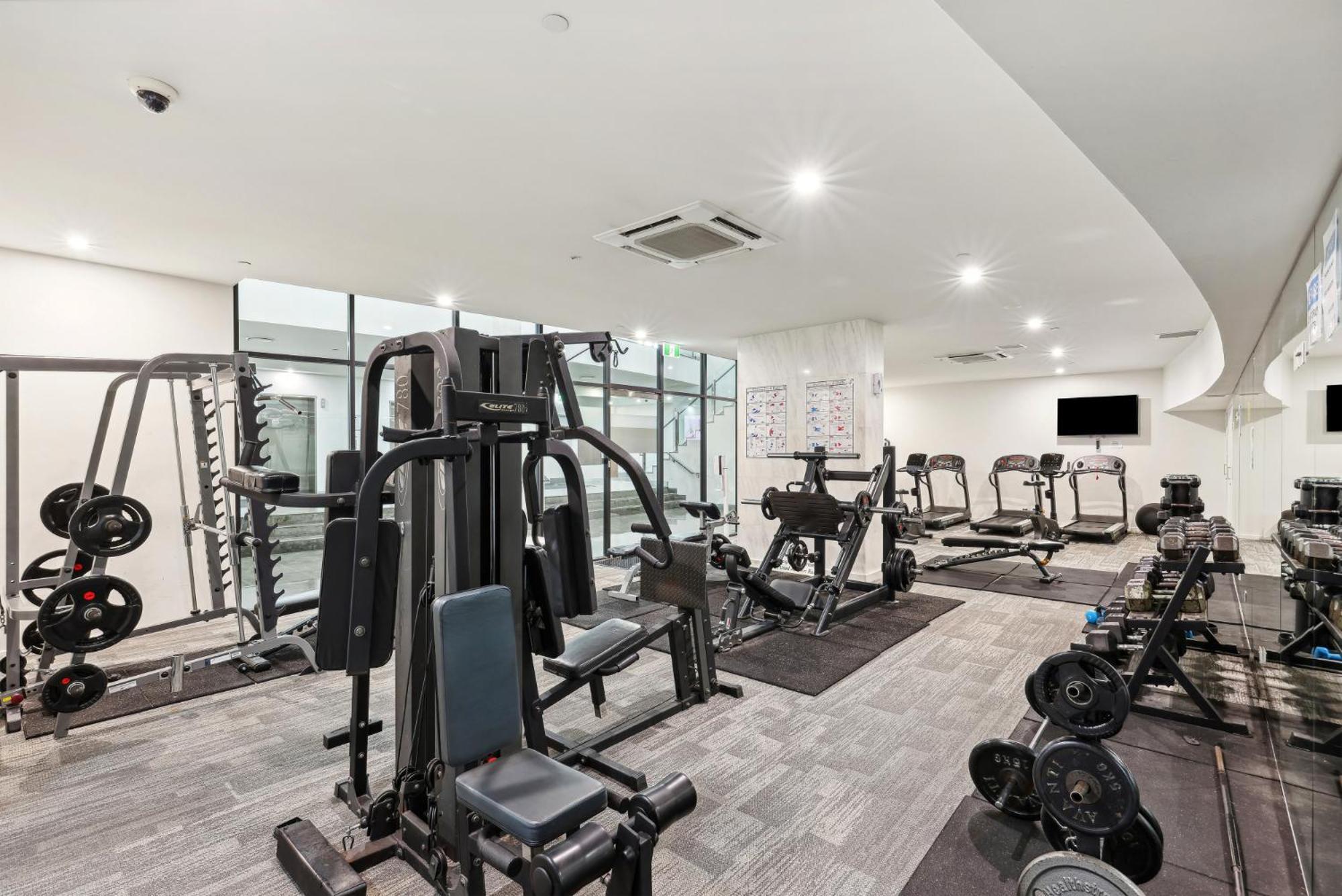 Ocean View 3-Bed With Gym, Pool, Sauna & Parking Гоулд Коуст Екстериор снимка