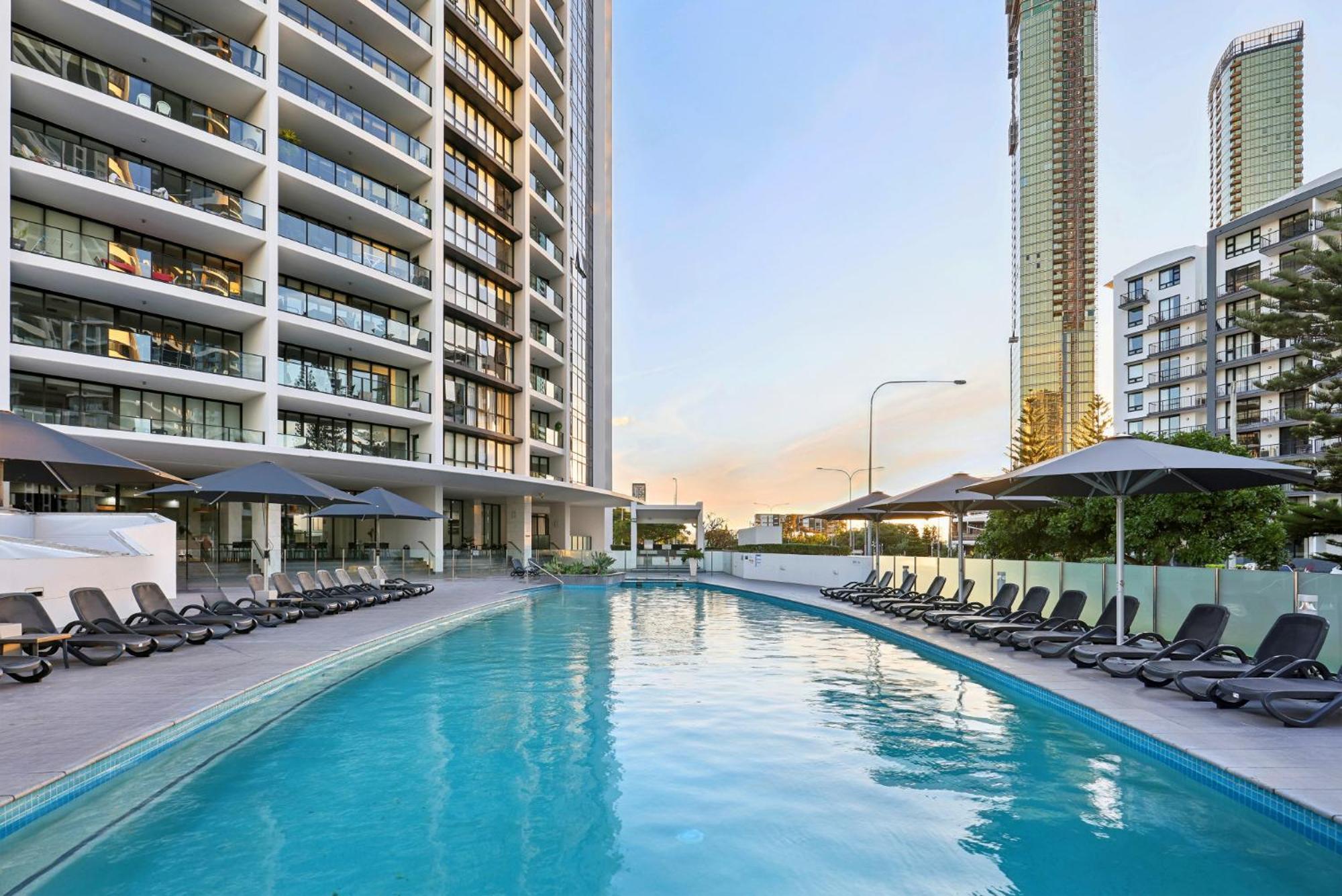Ocean View 3-Bed With Gym, Pool, Sauna & Parking Гоулд Коуст Екстериор снимка